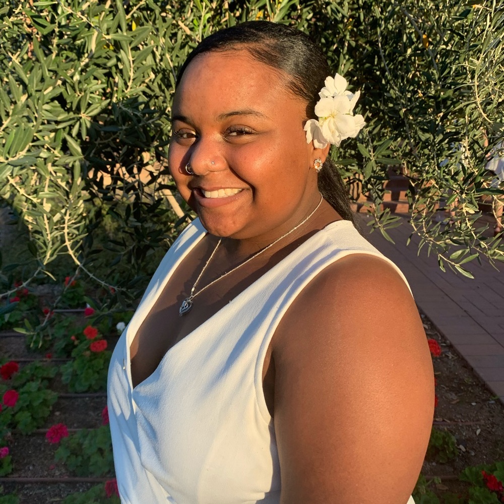 Meet your Posher, Da’ja